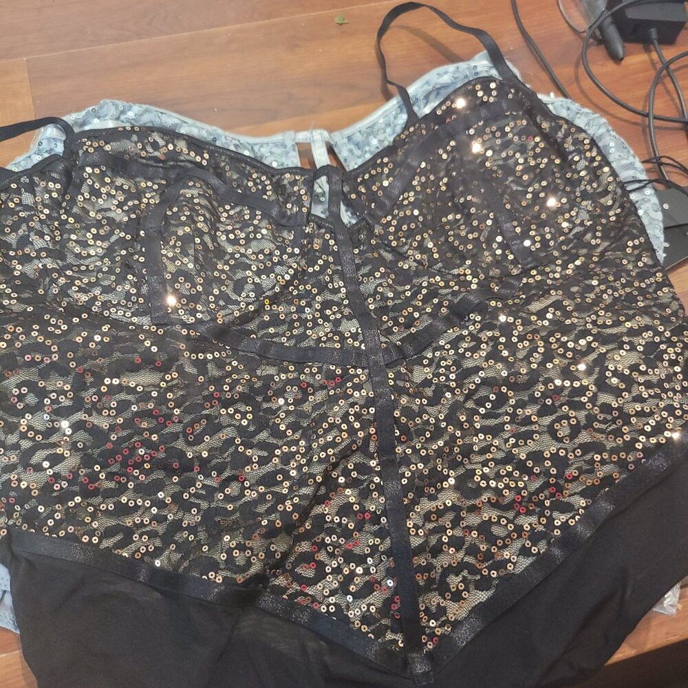 Various Items - image 5